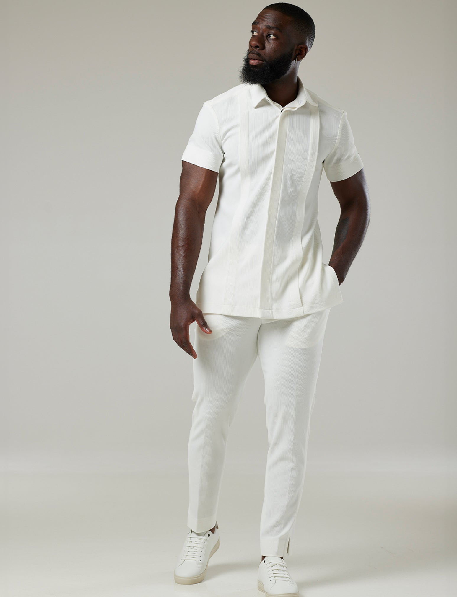 Embossed Pleated Classic Trouser