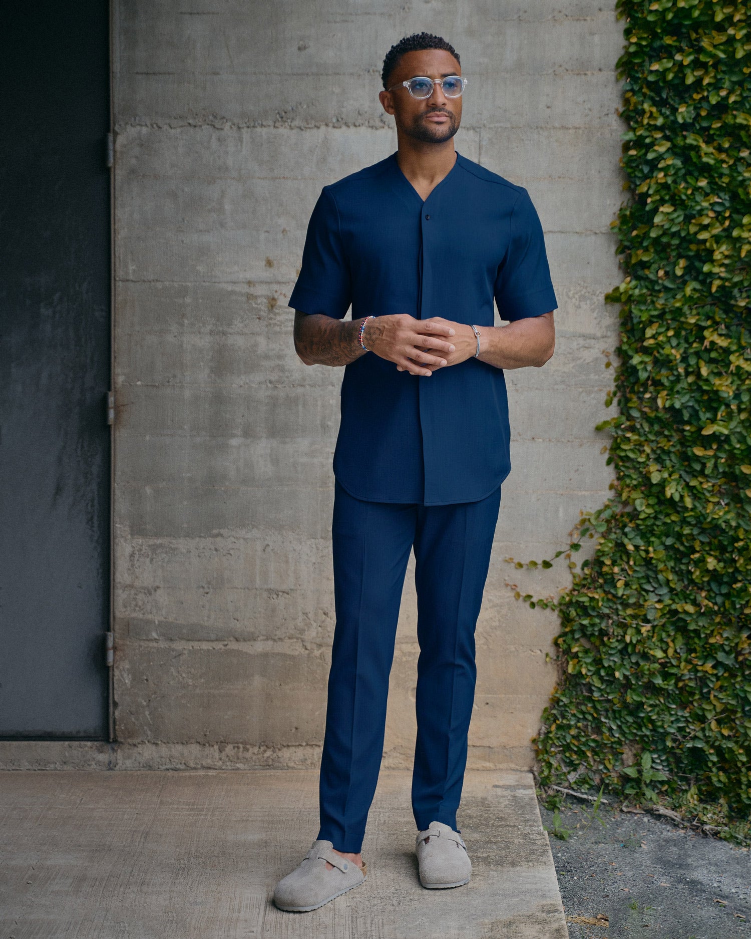 THE ELEGANT MAN