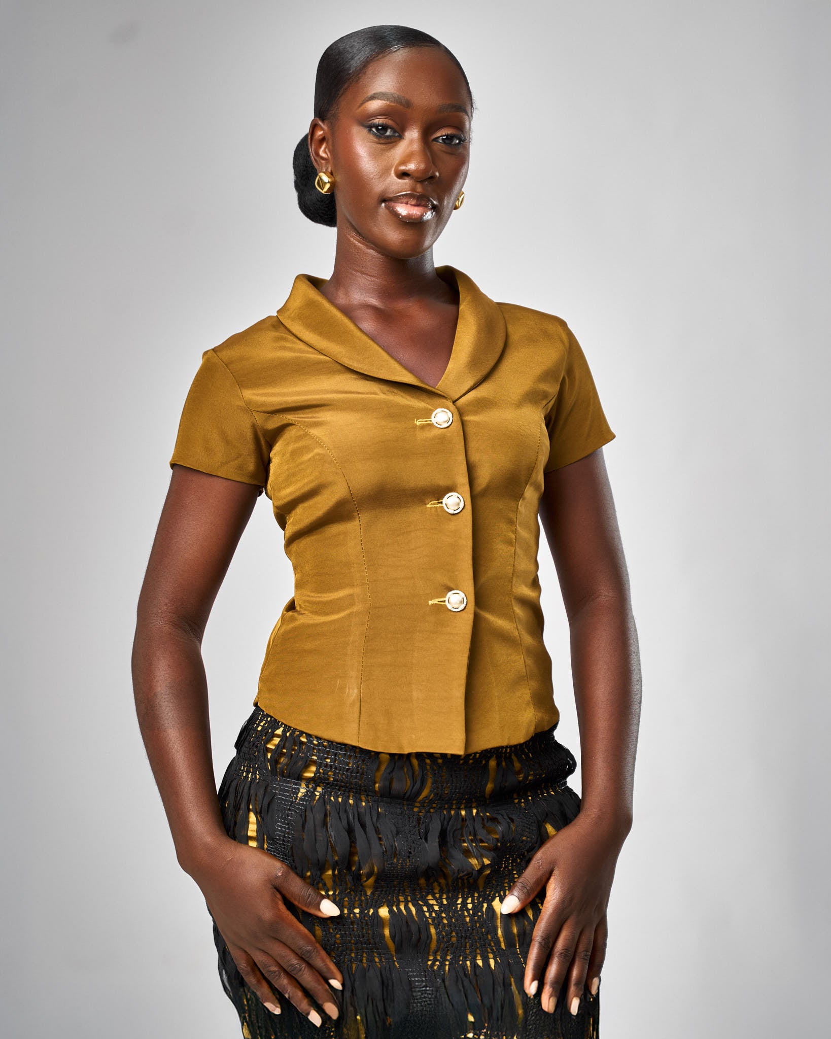 THE AUGUSTWOMAN